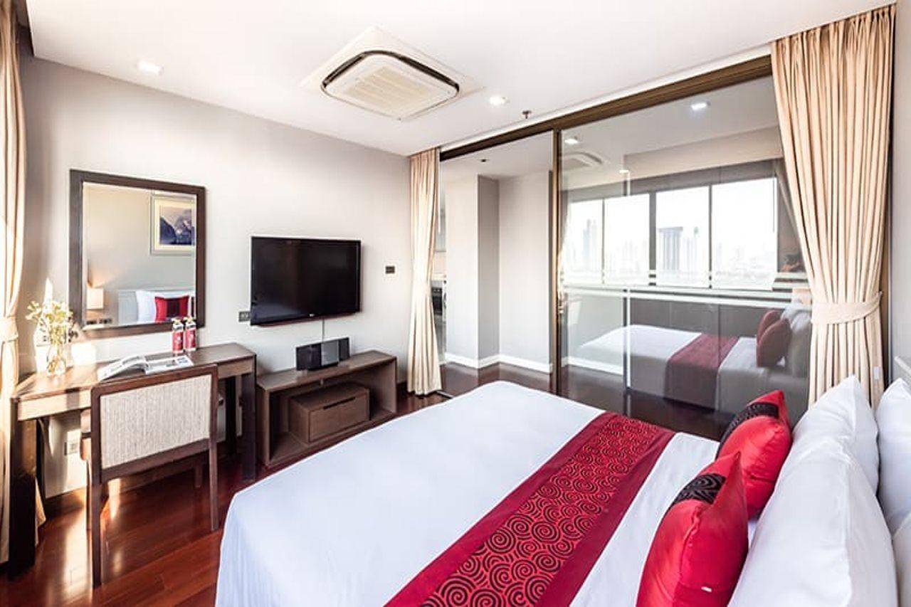 Royal Suite Hotel Bangkok Dış mekan fotoğraf