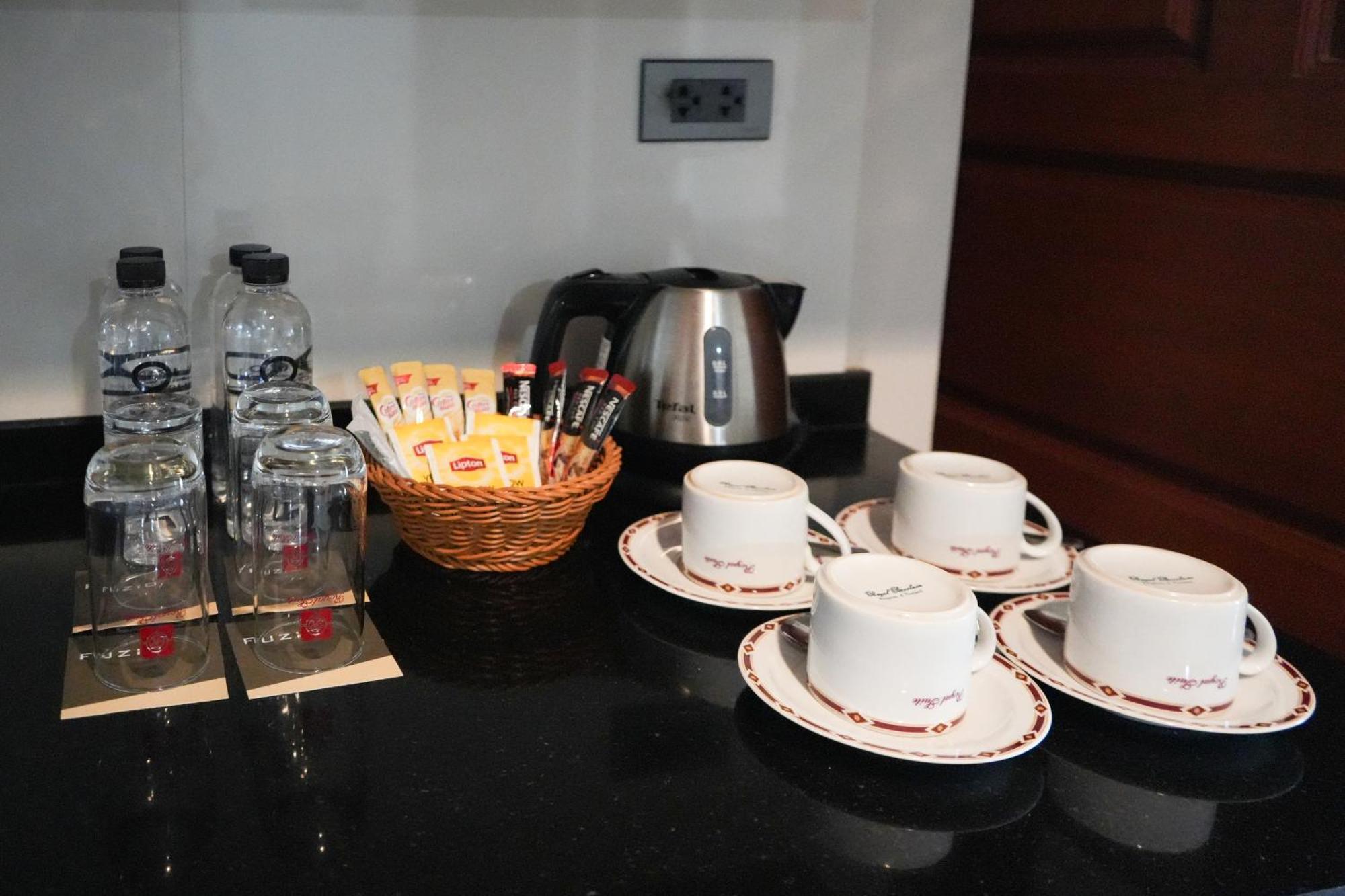 Royal Suite Hotel Bangkok Dış mekan fotoğraf