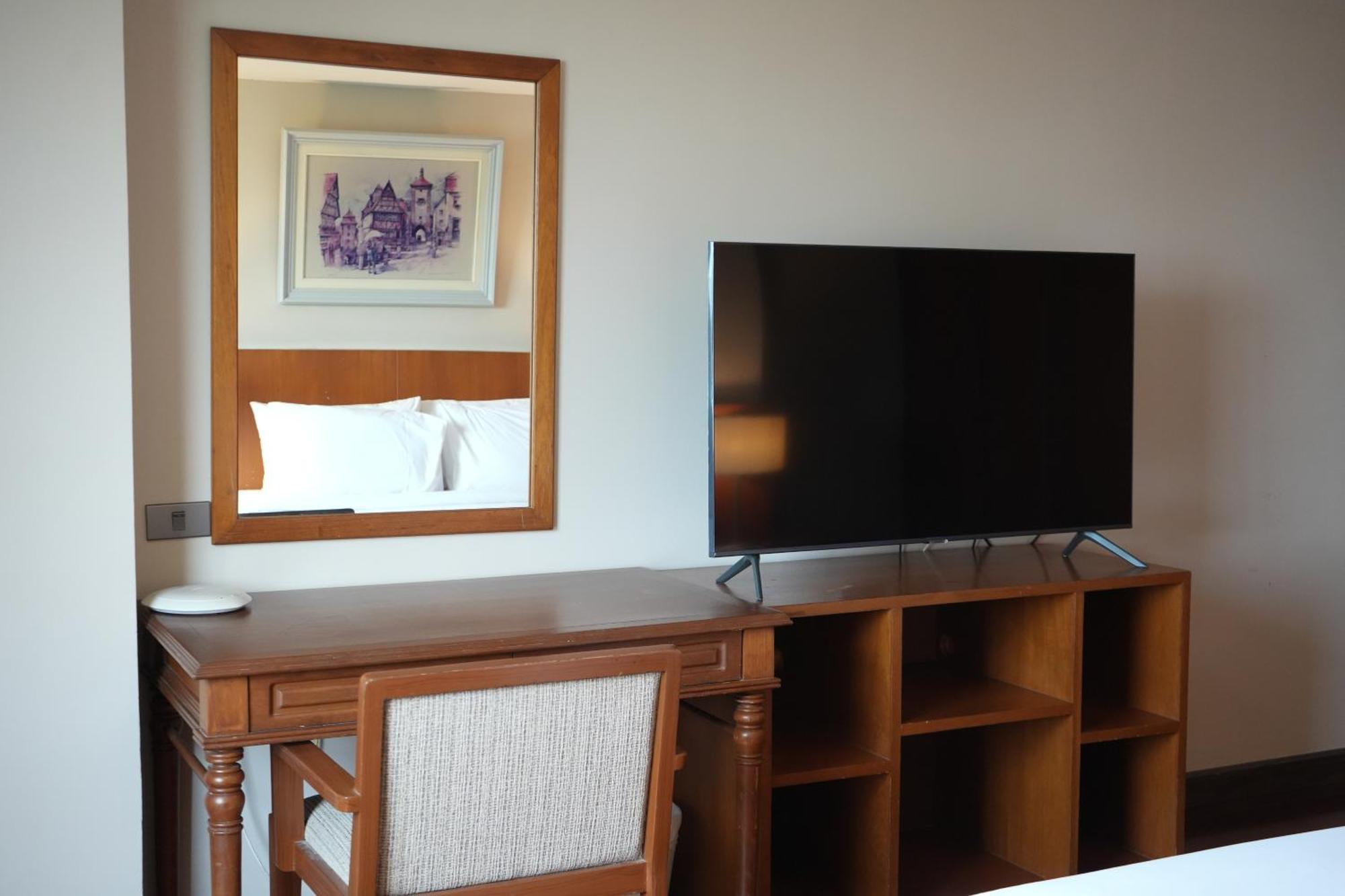 Royal Suite Hotel Bangkok Dış mekan fotoğraf