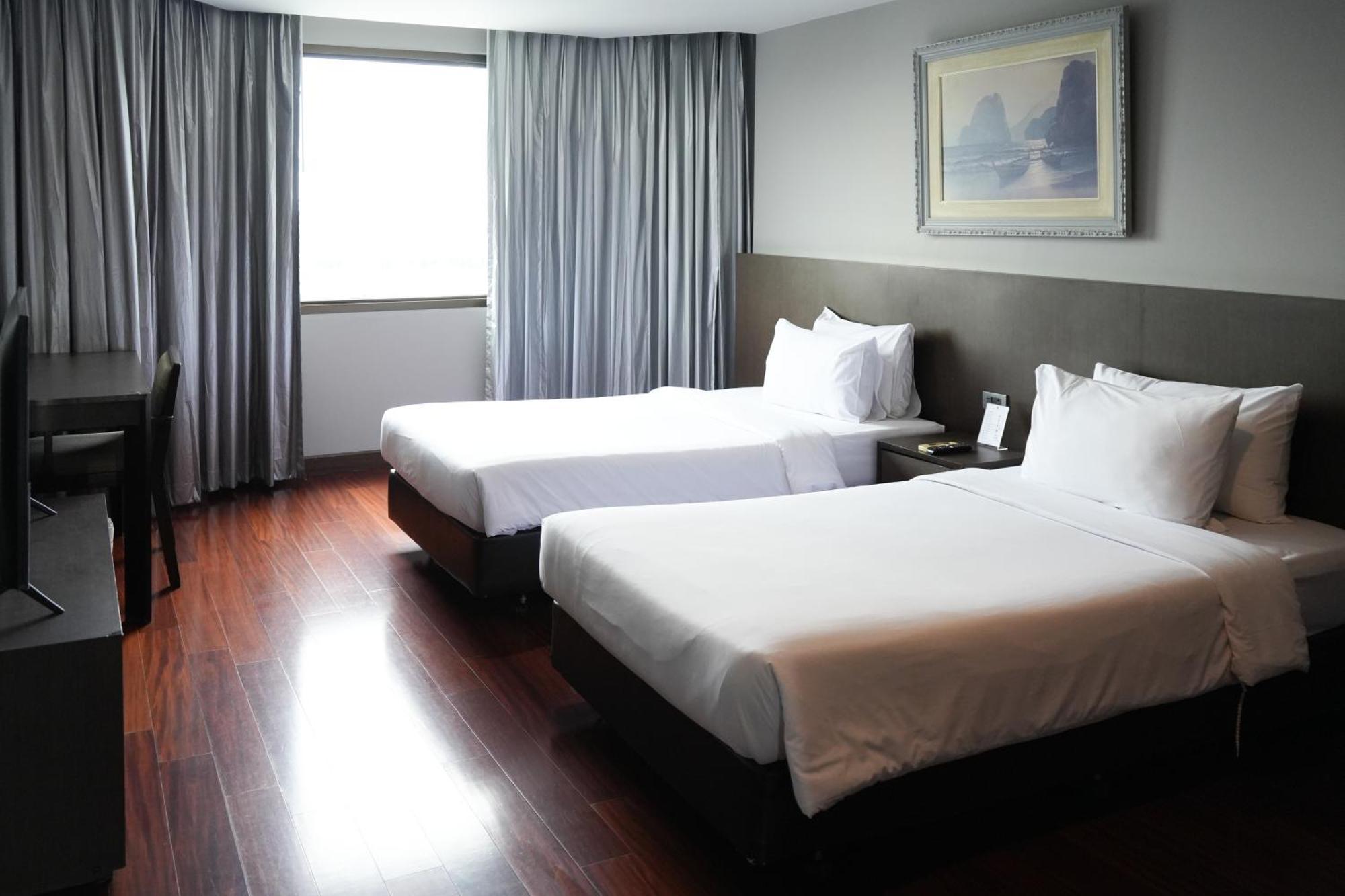 Royal Suite Hotel Bangkok Dış mekan fotoğraf