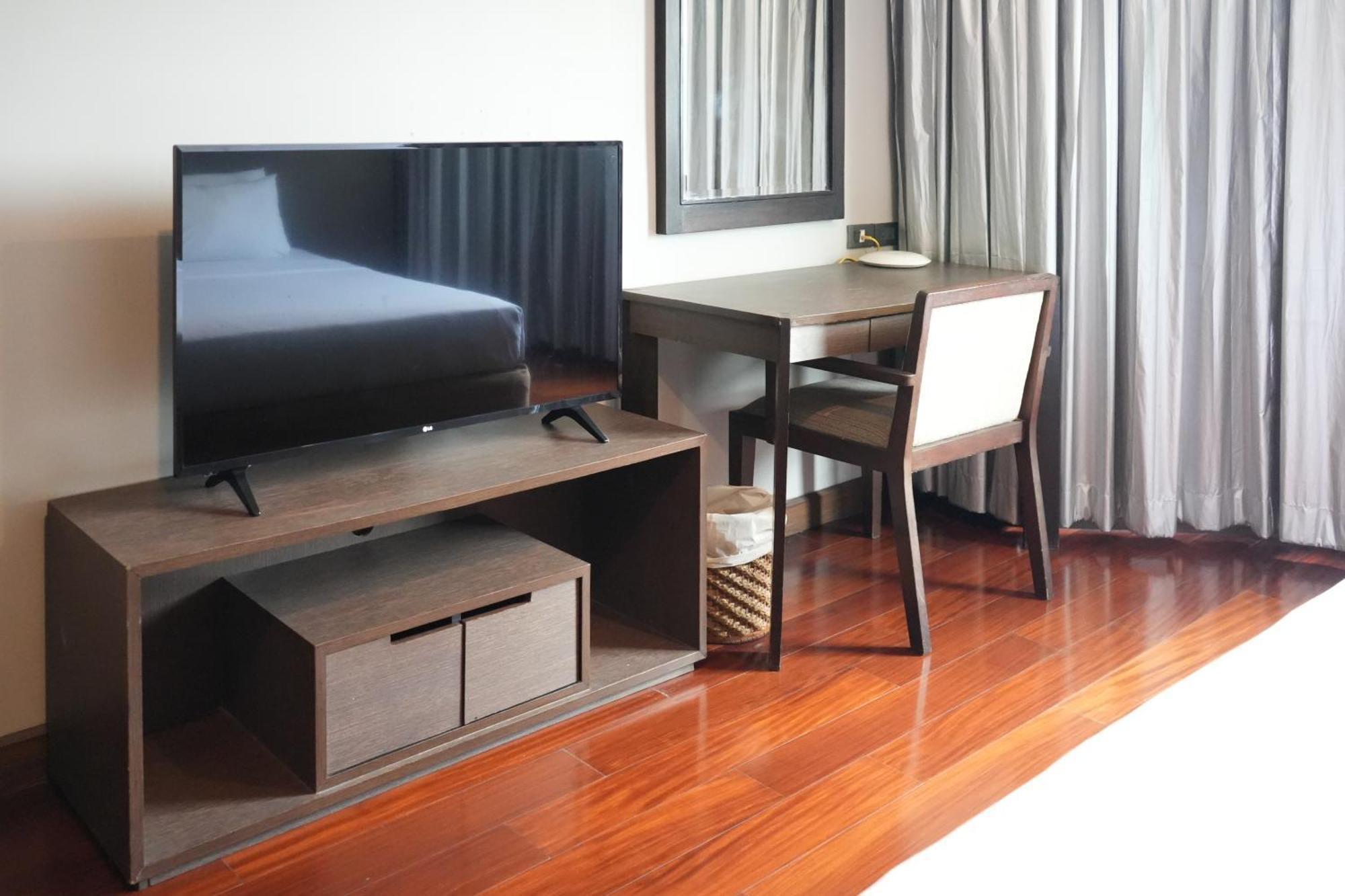 Royal Suite Hotel Bangkok Dış mekan fotoğraf