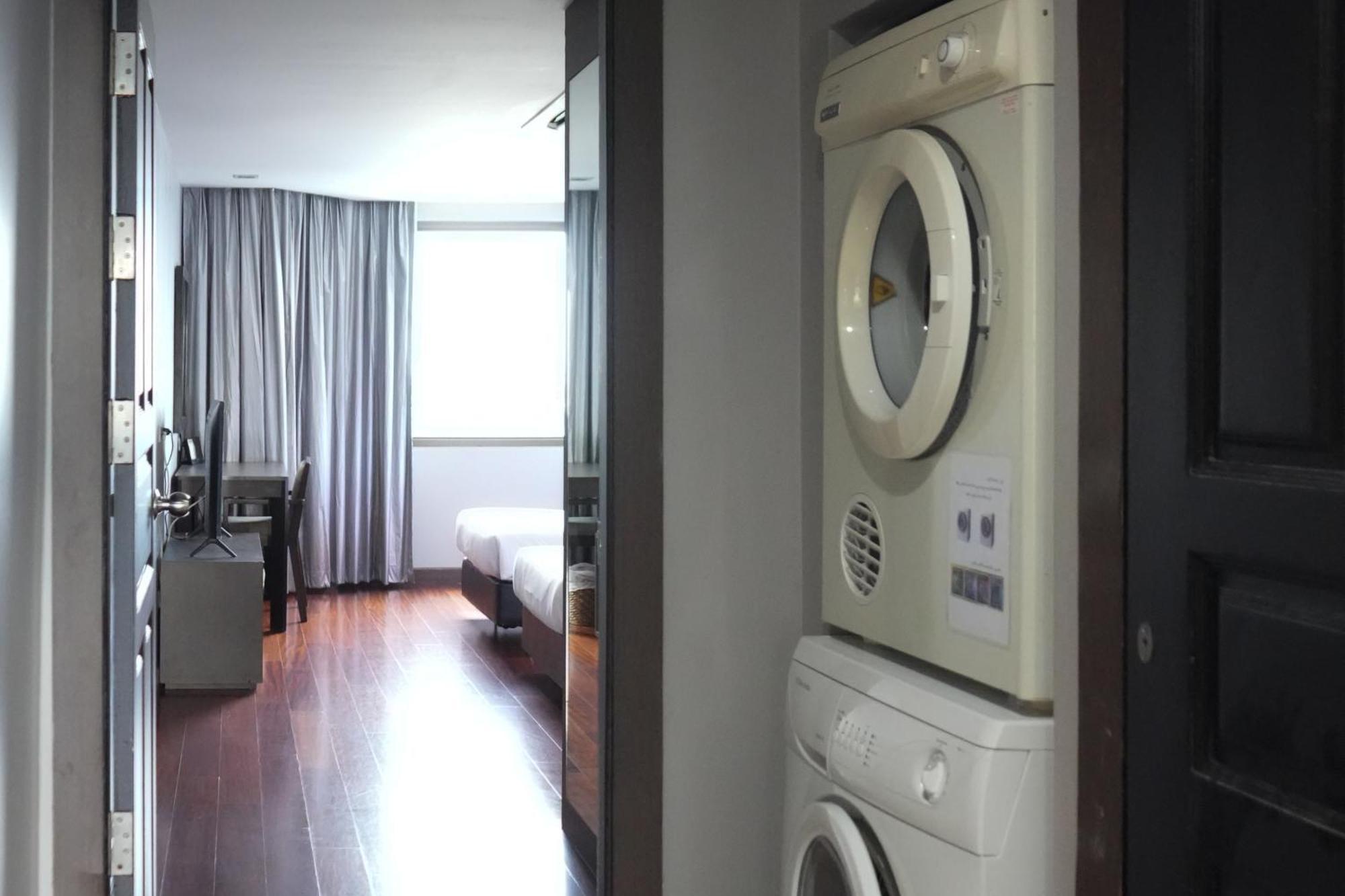 Royal Suite Hotel Bangkok Dış mekan fotoğraf